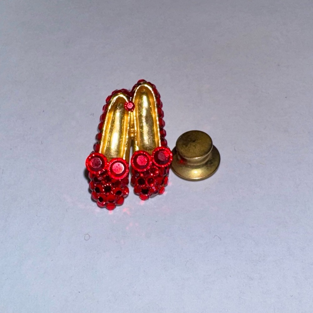 Elegant Ruby Red and Gold Heels (Dorothy inspired) Women's Brooch Pin